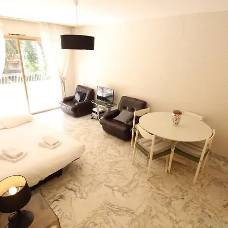 Apartment Les Residences Fleuries Cannes